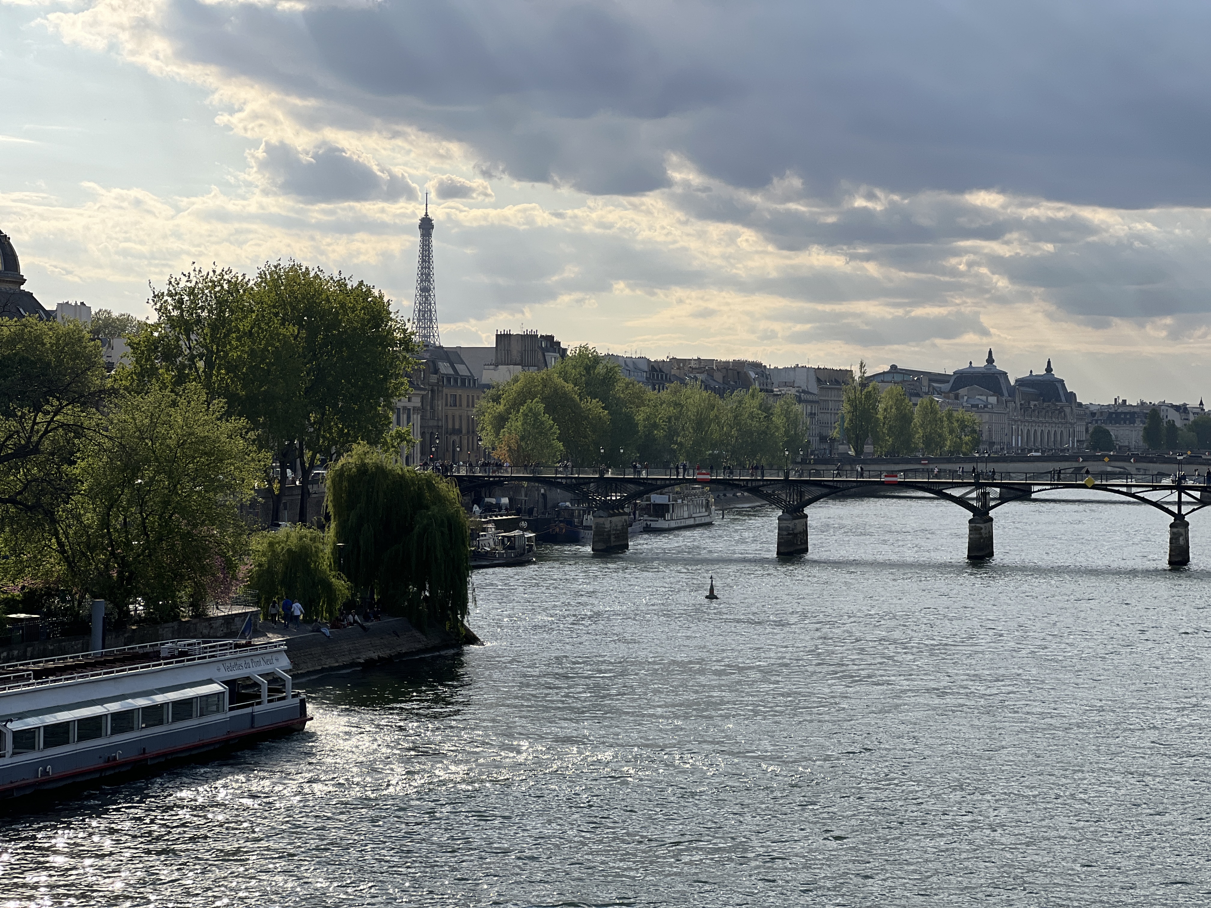 I want to see as much of Paris as humanly possible in a week: an example itinerary
